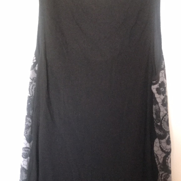 Sequined Black/Gray Geometric Floral Tank - Picture 5 of 5